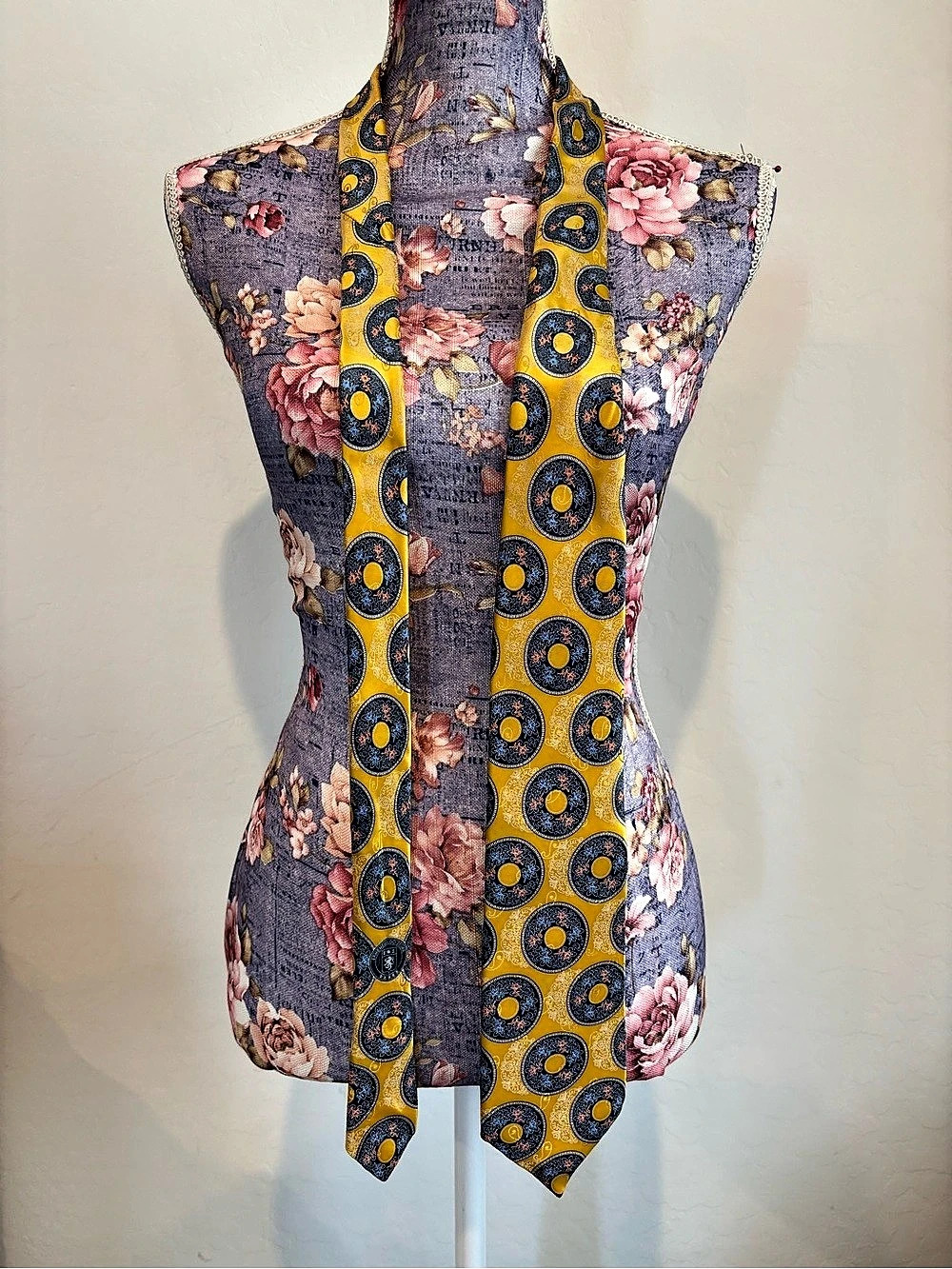 Ermenegildo Zegna Floral Medallion Silk Tie